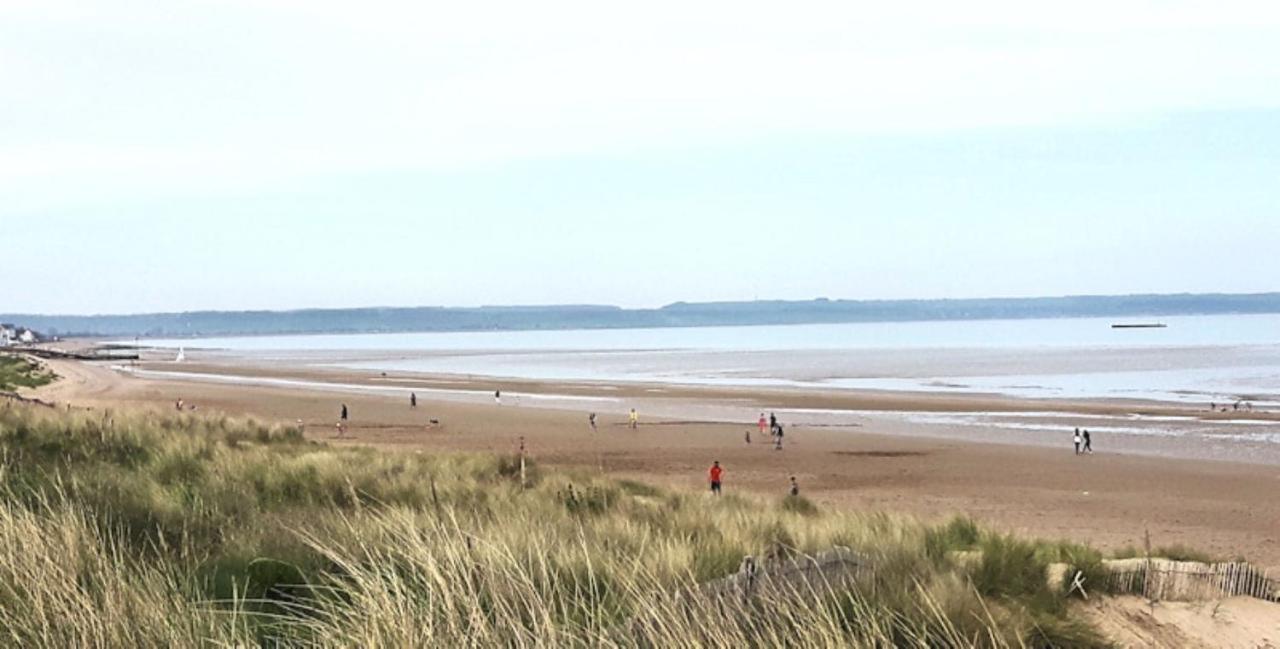 Beautiful Spacious Holiday Home - Romney Sands นิวรอมนีย์ ภายนอก รูปภาพ